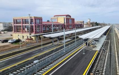 CFR Peroanele si pasajul pietonal din statia Fetesti au fost redeschise